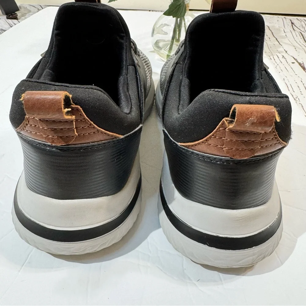 Skechers Delson 3.0 Cicada Slip-On Sneaker 10 - Picture 6 of 8